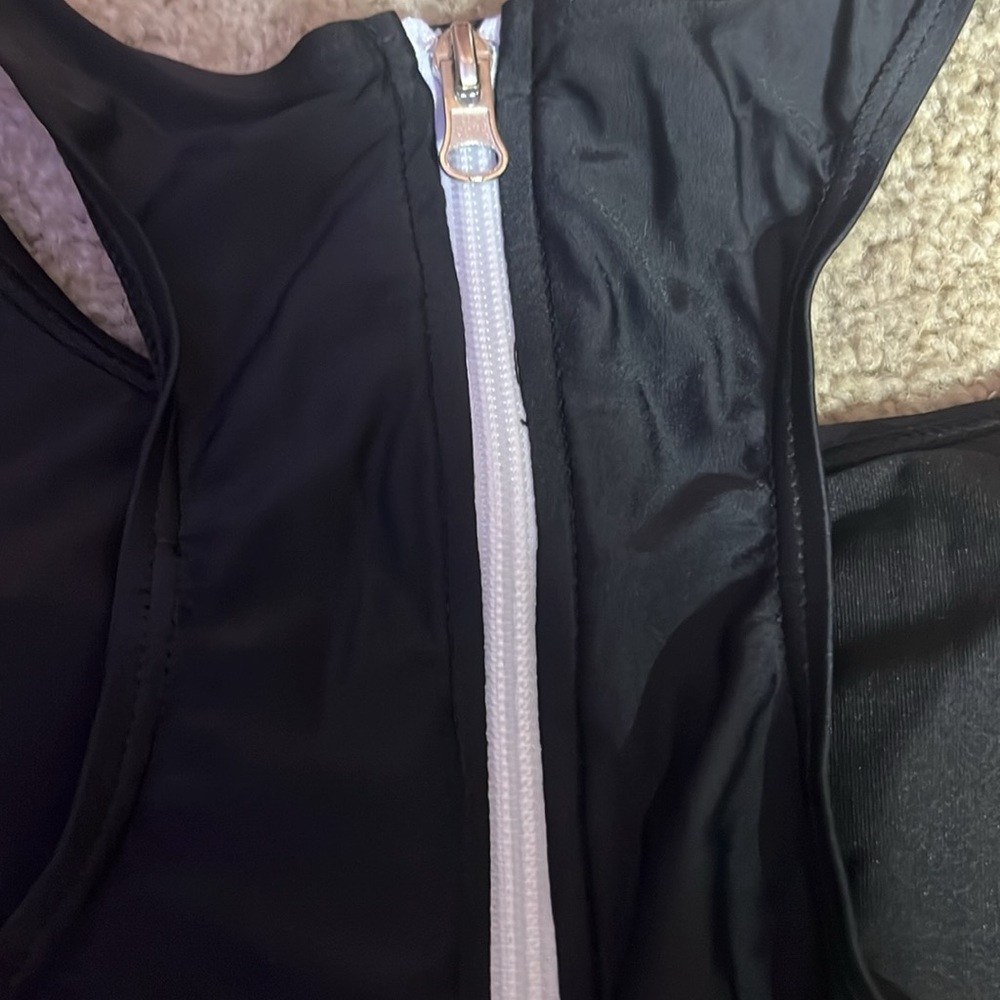 BNWOT 2 piece swimming suit XL - Picture 7 of 10